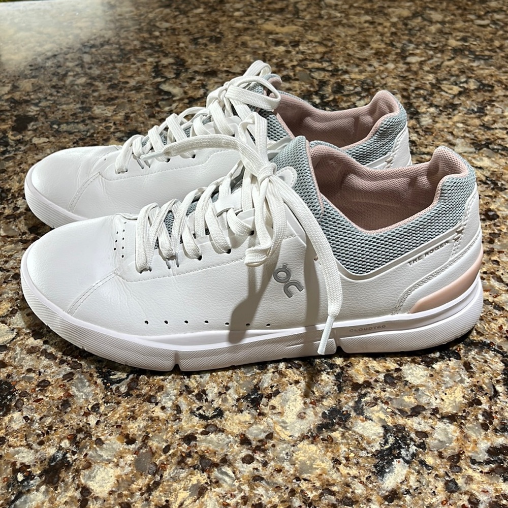 On Cloud The Rodger size 9 White/rose